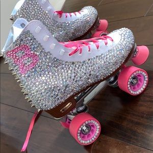 roller skates size 7